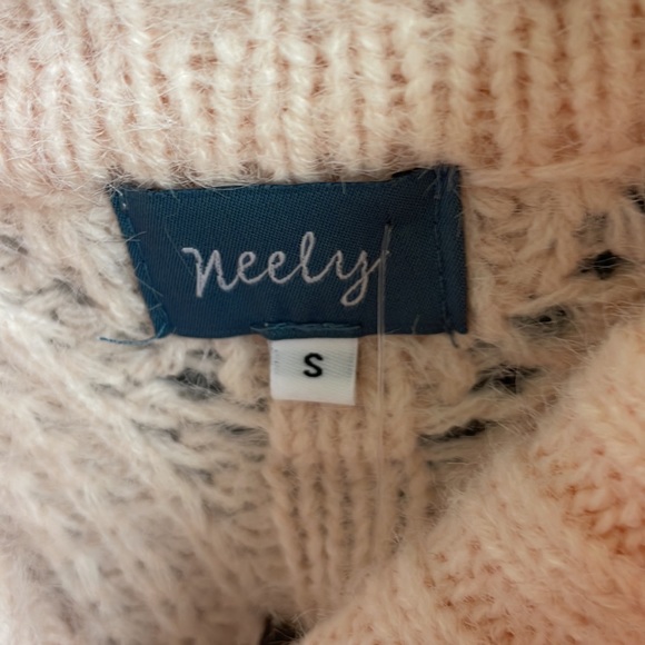 South Moon Under Turtleneck Sweater - Picture 6 of 8